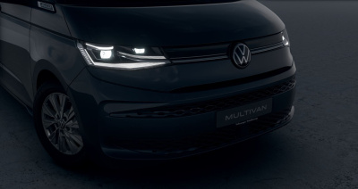 VW Multivan Bulli Long 2.0 TDI (pohľad do interiéru)