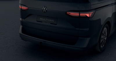 VW Multivan Bulli Long 2.0 TDI (pohľad do interiéru)