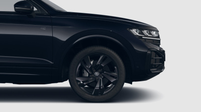 VW Touareg 3.0 TDI R-Line Final Edition (pohľad do interiéru)