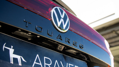 VW Touareg 3.0 TDI R-Line Final Edition (pohľad do interiéru)