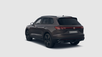 VW Touareg 3.0 TDI R-Line Final Edition (pohľad zozadu)