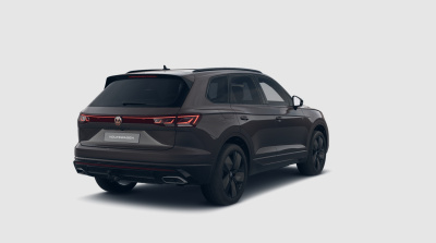VW Touareg 3.0 TDI R-Line Final Edition (pohľad spredu)