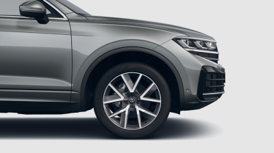 VW Touareg 3.0 TDI Premium Limited (pohľad do interiéru)