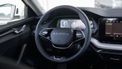 Škoda Octavia 2.0 TDI Extra (pohľad do interiéru)