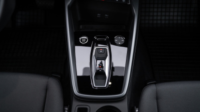 AUDI A3 Limousine 1.5 benzín Basis