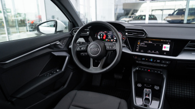 AUDI A3 Limousine 1.5 benzín Basis