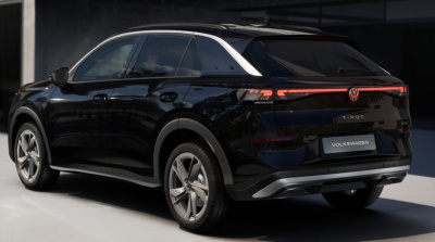 VW T-ROC 1.5 eTSI Life (pohľad spredu)