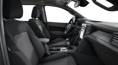 VW Amarok 2.0 TDI 4WORK 4x4 (pohľad do interiéru)