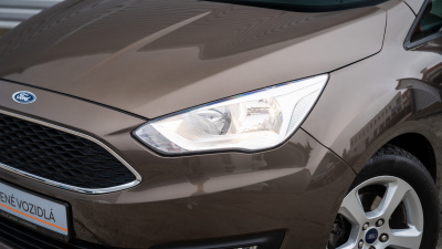 Ford C-Max (pohľad do interiéru)