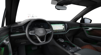 VW Touareg 3.0 TDI Premium Limited (pohľad do interiéru)