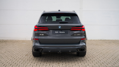 BMW X5 50e xDrive (pohľad do interiéru)