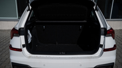 Škoda Kamiq 1.0 TSI Extra Plus  (pohľad zozadu)