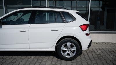 Škoda Kamiq 1.0 TSI Extra Plus  (pohľad do interiéru)