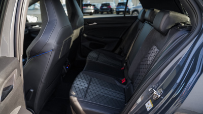 VW Golf 1.5 eTSI R-line Limited