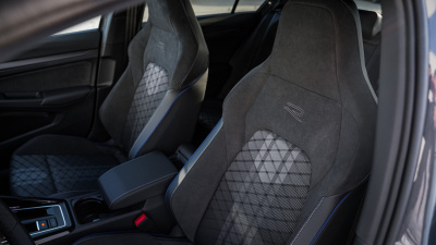 VW Golf 1.5 eTSI R-line Limited