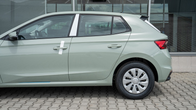 Škoda Fabia 1.0 MPI Essence (pohľad do interiéru)