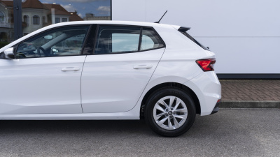 Škoda Fabia 1.0 TSI Extra Plus (pohľad do interiéru)