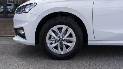 Škoda Fabia 1.0 TSI Extra Plus (pohľad do interiéru)