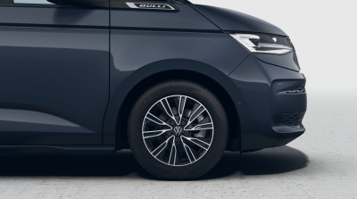 VW Multivan Life Bulli Long 2.0 TDI (pohľad do interiéru)