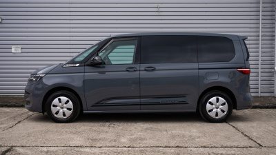 Volkswagen  Multivan Bulli 2.0 TDI  (pohľad zboku)