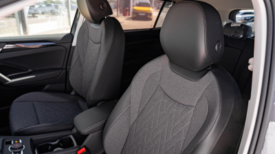 VW Tayron 1.5 TSI Limited (pohľad spredu)