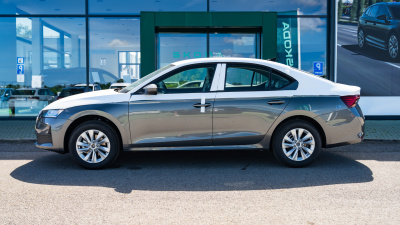 Škoda Octavia 1.5 TSI Extra (pohľad do interiéru)