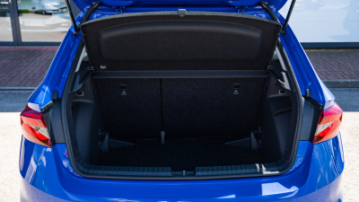 Škoda Fabia 1.0 MPI Essence (pohľad do interiéru)