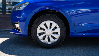 Škoda Fabia 1.0 MPI Essence (pohľad do interiéru)