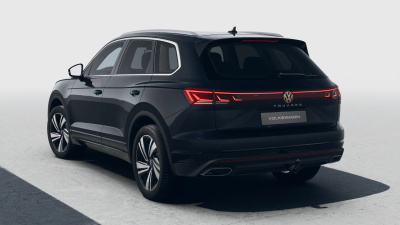 VW Touareg 3.0 TDI Premium Limited (pohľad zozadu)