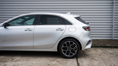 Kia Ceed 1.5 T-GDi SPORT (pohľad do interiéru)