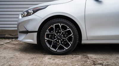 Kia Ceed 1.5 T-GDi SPORT (pohľad do interiéru)