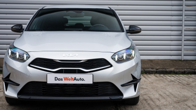 Kia Ceed 1.5 T-GDi SPORT (pohľad do interiéru)