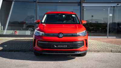 VW Tiguan 1.5 TSI Limited (pohľad zozadu)