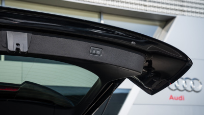 AUDI Q7 3.0 TFSIe Quattro S line 