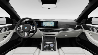 BMW X5 30d xDrive (pohľad do interiéru)