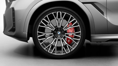 BMW X6 30d xDrive (pohľad spredu)