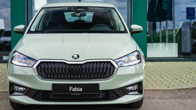 Škoda Fabia 1.0 TSI Selection (pohľad zboku)