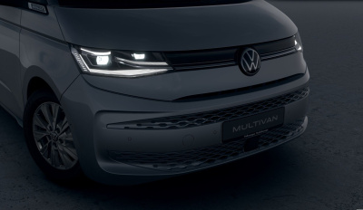 VW Multivan Life Bulli Long 2.0 TDI (pohľad do interiéru)