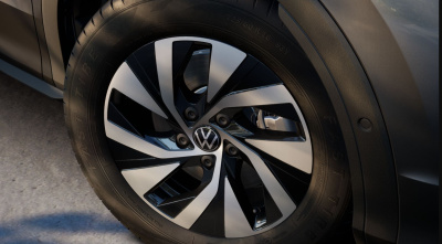 VW T-Roc 1.5 eTSI Trend (pohľad do interiéru)