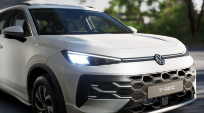 VW T-Roc 1.5 eTSI Trend (pohľad spredu)