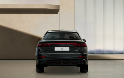 AUDI Q8 3.0 TFSIe Quattro PHEV  (pohľad spredu)