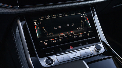 AUDI Q8 3.0 TFSIe Quattro PHEV 