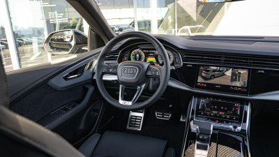 AUDI Q8 3.0 TFSIe Quattro PHEV 