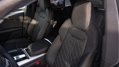 AUDI Q8 3.0 TFSIe Quattro PHEV 