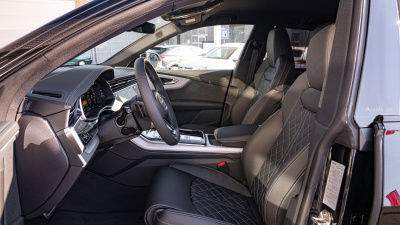 AUDI Q8 3.0 TFSIe Quattro PHEV 