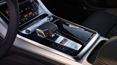 AUDI Q8 3.0 TFSIe Quattro PHEV 