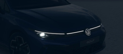 VW Golf 1.5 eTSI R-Line Limited (pohľad spredu)