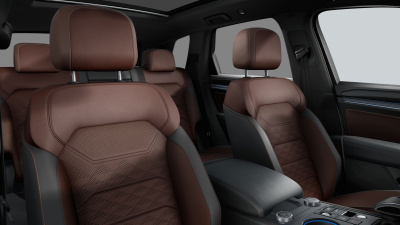 VW Touareg 3.0 TDI R-Line Final Edition (pohľad do interiéru)