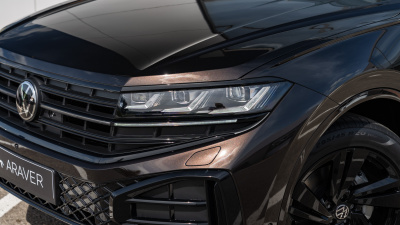 VW Touareg 3.0 TDI R-Line Final Edition (pohľad do interiéru)