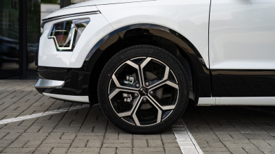 Kia Niro HEV 1.6 GDi Gold (pohľad do interiéru)